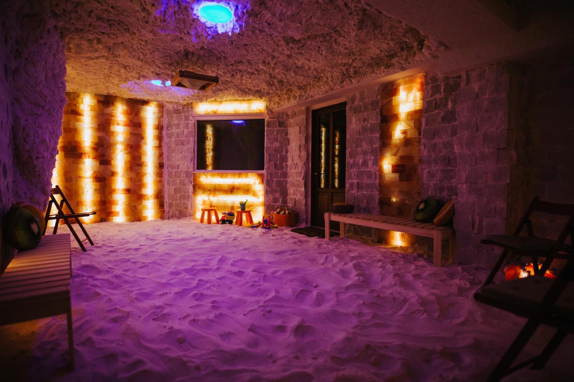 Lazar Pension & Restaurant Gheorgheni  Eksteriør bilde